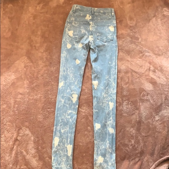 Jeans - Picture 2 of 4